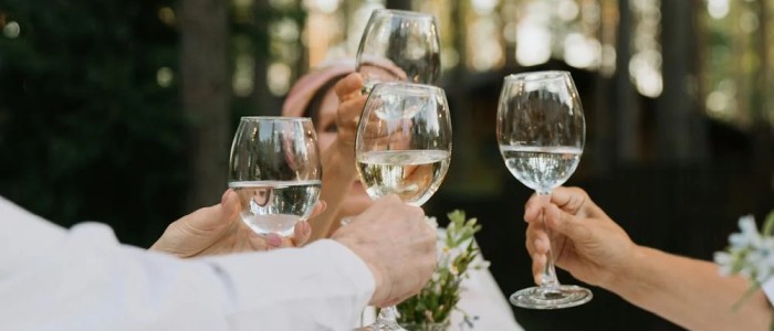 Дослідження показує, що вживання алкоголю корисне для рівня холестерину