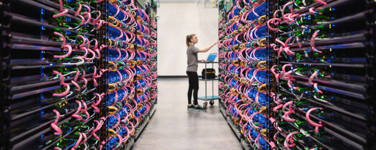 Гугл оприлюднює новий інтерфейс, який може ідентифікувати об'єкти за допомогою зображень