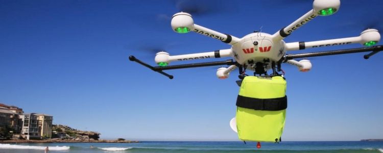 Дрон врятував двох підлітків-плавців в перший день роботи