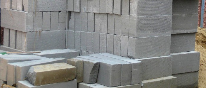 Додавання кавової гущі робить бетон на 30 відсотків міцнішим