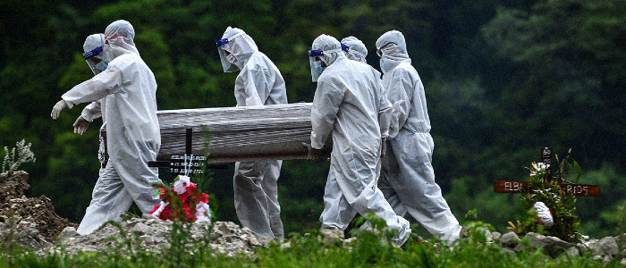 Очікувана тривалість життя в США падає два роки поспіль