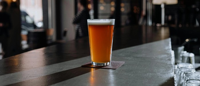 Прорив у виробництві кращого скла за допомогою тільки звуку та солі