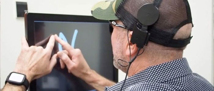 Імплантати мозку дозволяють сліпим «бачити» літери