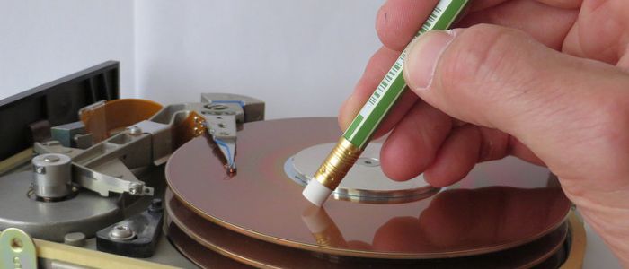 Суд наказав Гуглу видалити з пошуку судимості людини