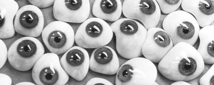 Нова очі-відстежувальна VR технологія може читати ваші емоції