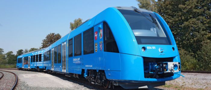 Німеччина щойно викотила перший у світі водневий поїзд