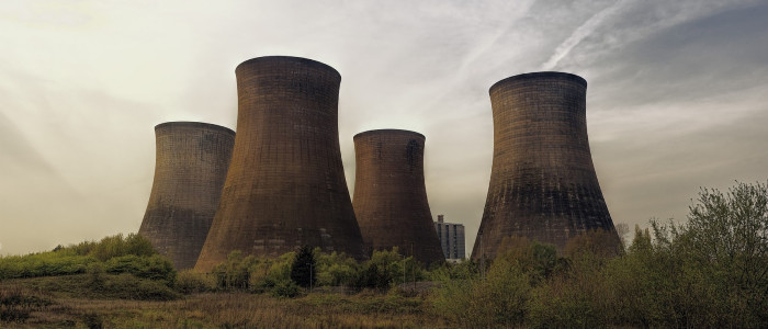 Новий уряд Німеччини зупинив половину ядерних реакторів, що залишилися