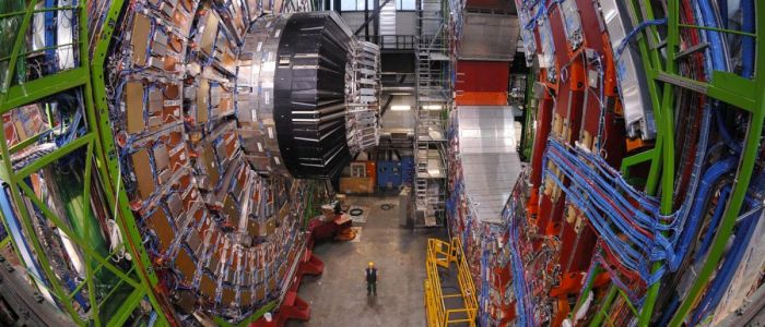 Віртуальний тур Великим адронним колайдером та його майбутнє