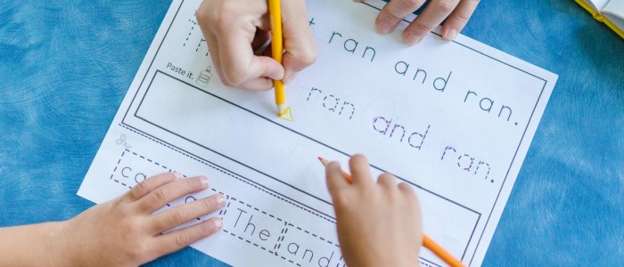 Рукопис розвиває ранні навички читання більше, ніж друкування