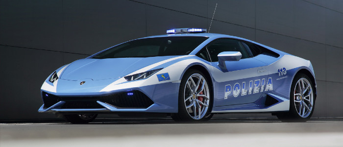 Італійська поліційна машина подолала 300 миль за 2 години, щоб доставити нирку