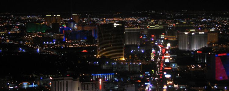 Уряд Лас-Вегасу в даний час працює на 100% відновлюваних джерел енергії