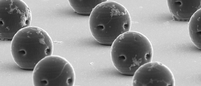 Мініатюрні роботи для адресного доставляння ліків