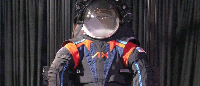НАСА представляє свій новий місячний скафандр, натхненний науковою фантастикою