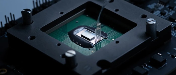 Нові комп'ютерні чипи виконують математичні обчислення за допомогою світла