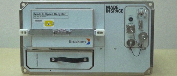 Нова машина на МКС перетворить сміття в «чорнило» для 3D-принтера