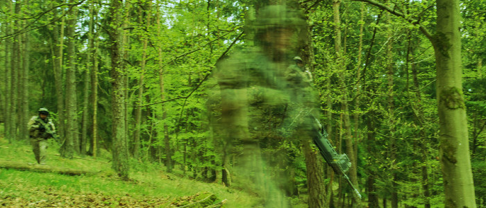 Дослідники розробляють матеріал, з якого можна створити плащ-невидимку