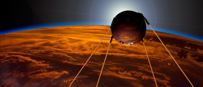 Рашистський супутник тероризує американського супутника-шпигуна