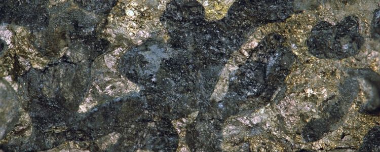 Вчені зробили двовимірний матеріал, якого немає в природі