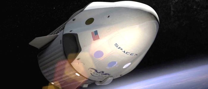 СпейсІкс буде готовий до транспортування людей в квітні 2019 року