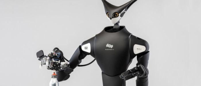 Роботи з дистанційним управлінням наповнюють полки в японських магазинах