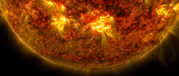 Сонце щойно вдарило по Землі величезним сонячним спалахом