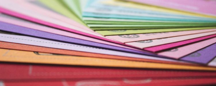 Щоб зупинити втручання країни-агресора у вибори, Фейсбук стає аналоговим