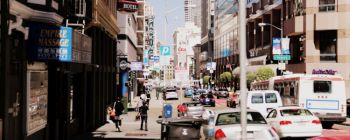 У Лос-Анджелесі тестують тротуар, який може знизити температуру на вулиці на 12 градусів