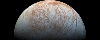 Шлейфи на Європі могли б підтвердити підозри щодо наявністі води під його крижаною кіркою