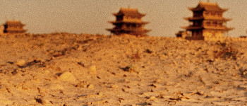 Китай стріляє в небо, щоб викликати дощ після масштабної посухи