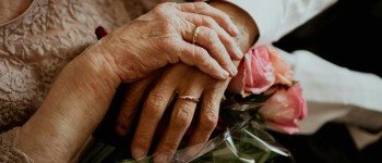 Деменція частіше зустрічається серед одружених, ніж серед неодружених