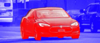 Аварія Тесли показує, що водії плутають «автономний» з «автопілотом»