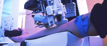 Інженери створили робота зі штучним інтелектом для взяття крові