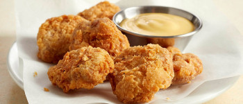 Вперше в ресторані подають вирощене в лабораторії м'ясо