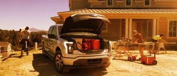 Форд F-150 готовий змінити весь ринок електромобілів