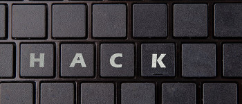 Губернатор назвав журналіста «хакером» за те, що він заглянув йому в html