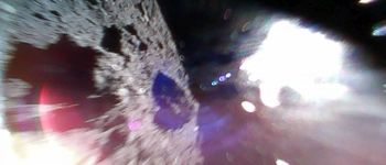 Ось перші фотографії з астероїда, відправлені японськими роботами