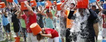 Айс бакет челендж призвів до значного прориву щодо склерозу головного мозку