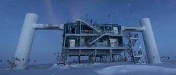 В Антарктиду врізалася неймовірно потужна частка антиречовини