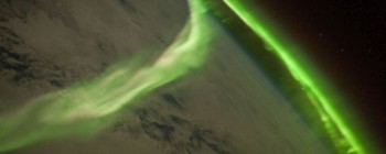 Дивні коливання в магнітному полі можуть свідчити про майбутній розворот полюсів