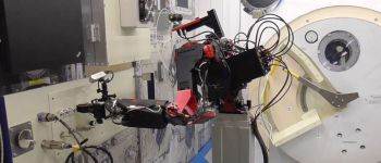 Японський стартап хоче замінити космонавтів космічними роботами