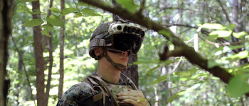 Майкрософт продає армії США окулярів AR на суму 21,9 мільярда доларів