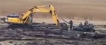 Загарбницька армія зазнає поразки від української багнюки