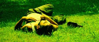 Дослідження пов'язують надмірне вживання алкоголю з подвоєнням ризику деменції