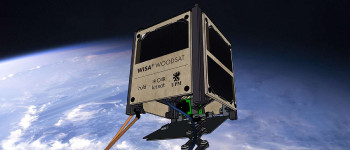 Вчені офіційно запускають дерев'яний супутник