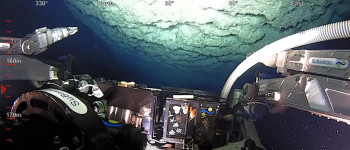 Вчені виявили величезний невідомий кораловий риф