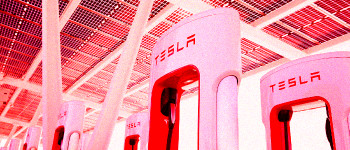 Ціни на електрозаправних станціях Tesla у Європі різко зросли